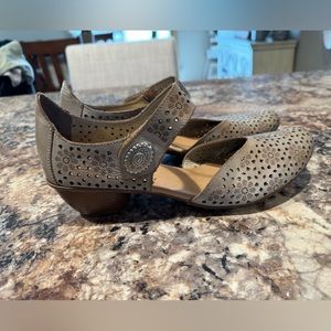 Women’s Rieker shoes